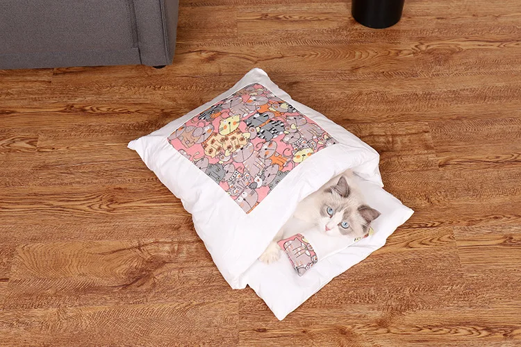 Warm Cat Sleeping Bag with Pillow Warm Cat Sleeping Bag with Pillow