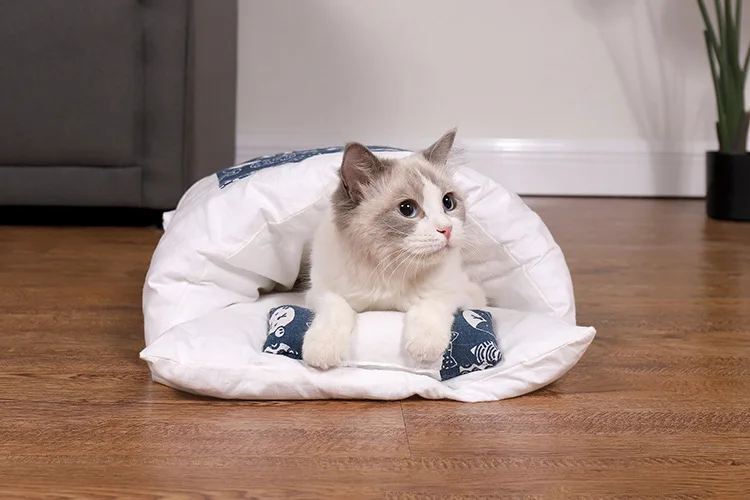 Warm Cat Sleeping Bag with Pillow Warm Cat Sleeping Bag with Pillow